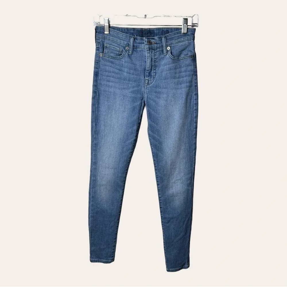 0400W. LUCKY BRAND DENIM JEANS SIZE 2/26 MEDIUM WASH IN‎ COLOR SKINNY STYLE - Picture 2 of 14
